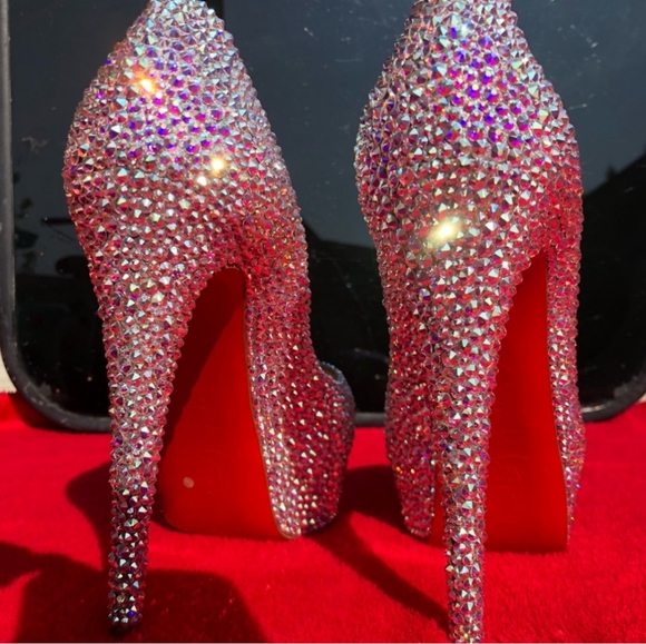 **HP** CHRISTIAN LOUBOUTIN Crystal Pumps - Picture 7 of 15